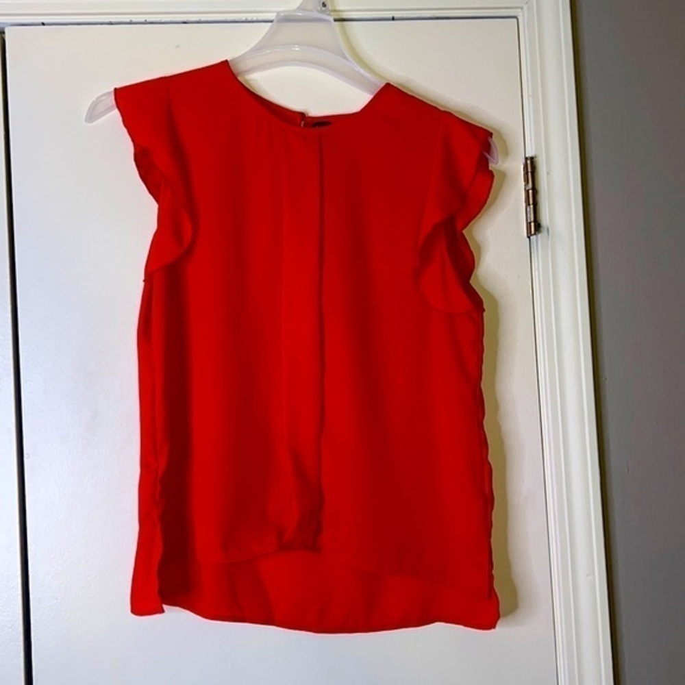 Solid Ruffle Sleeve Top Size 6 - Picture 2 of 4